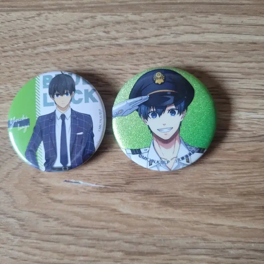 [BUNJANG] Blue Lock Isagi Badge Set (Formal & Station Attendant Ver.) / 블루록 이사기 뱃지 2종