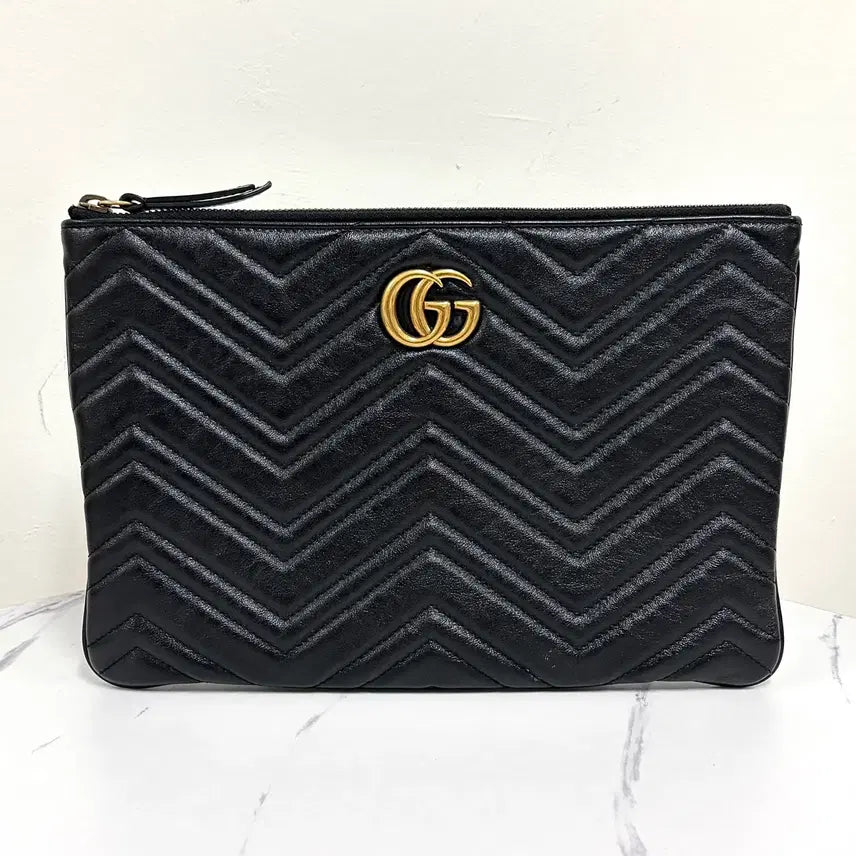 [BUNJANG] Gucci GG Marmont Matelassé Clutch Bag Black / 구찌 GG 마몽 마틀라세 클러치백 블랙 (525541)