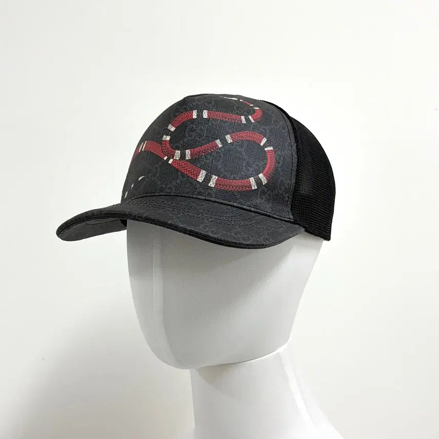 [BUNJANG] Gucci GG Supreme Snake Mesh Baseball Cap Black Size M / [M사이즈] 구찌 GG 수프림 스네이크 매쉬 볼캡 모자 블랙