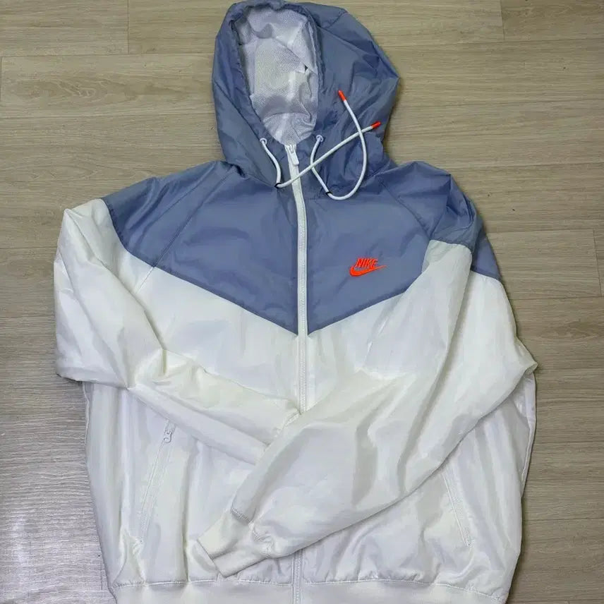 [BUNJANG] Nike Windbreaker Jacket (L) / 나이키 바람막이 L