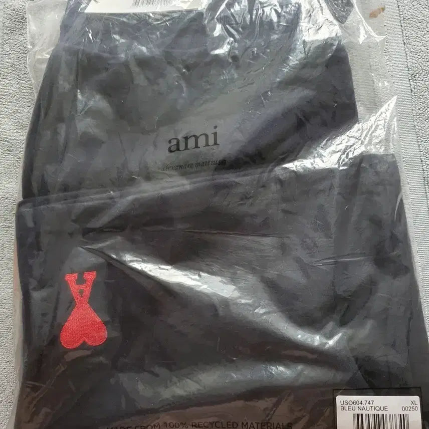 [BUNJANG] AMI Alexandre Mattiussi Navy Recycled Material XL Shorts / 아미 반바지 XL 사이즈 네이비