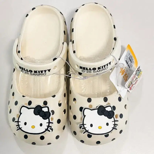 [BUNJANG] Hello Kitty Polka Dot Sandals Crocs / 헬로키티 도트 패턴 샌들 크록스 (새상품)