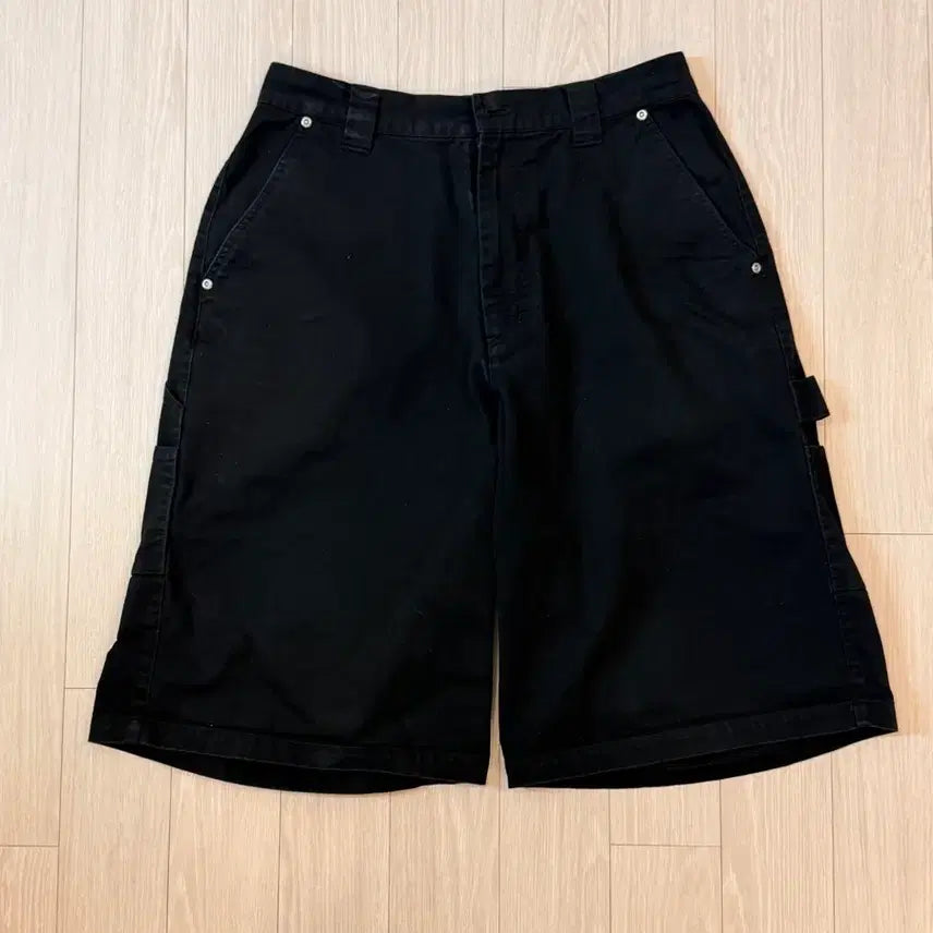 [BUNJANG] In Tempo Mood Carpenter Cotton Bermuda Shorts / 인템포무드 카펜터 코튼 버뮤다 팬츠