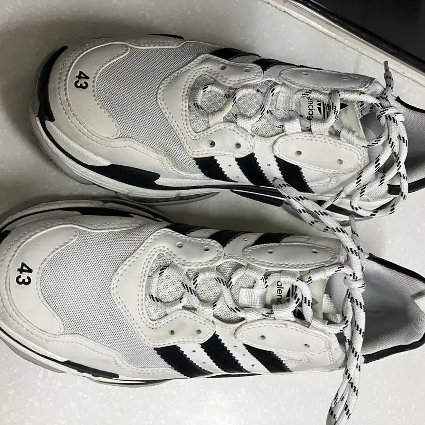 [BUNJANG] Balenciaga Adidas Triple S Sneakers Size 43 / 발렌시아가 아디다스 트리플s 43사이즈