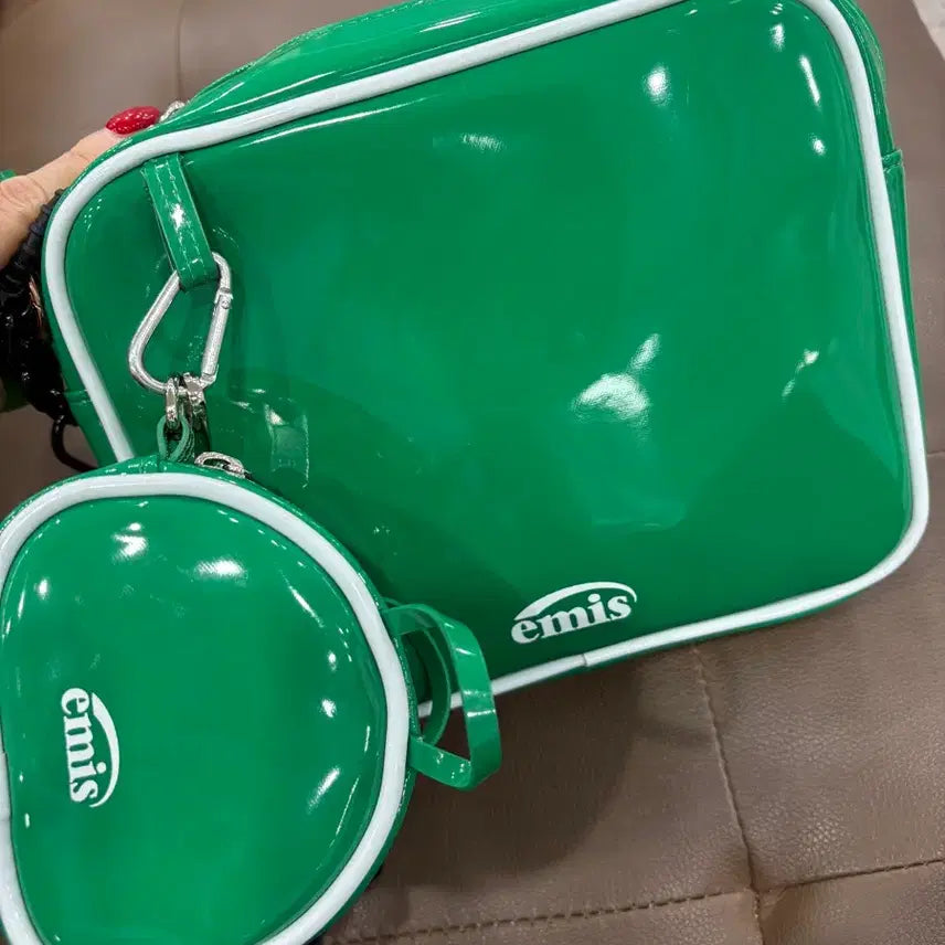 [BUNJANG] EMIS Enamel Shoulder Bag Green / EMIS 에나멜 백 그린