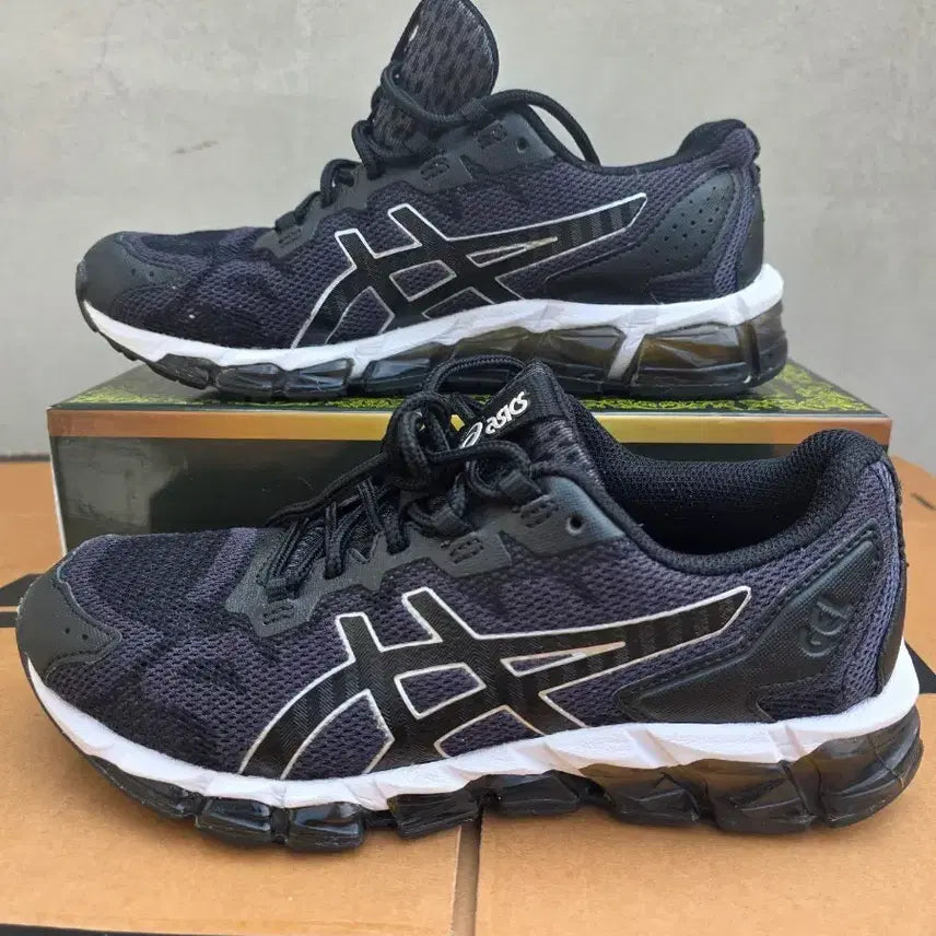 [BUNJANG] ASICS GEL-Quantum 360 6 Graphite Grey Black 240 / 아식스 젤 퀀텀 360 6 그래파이트 그레이 블랙 240