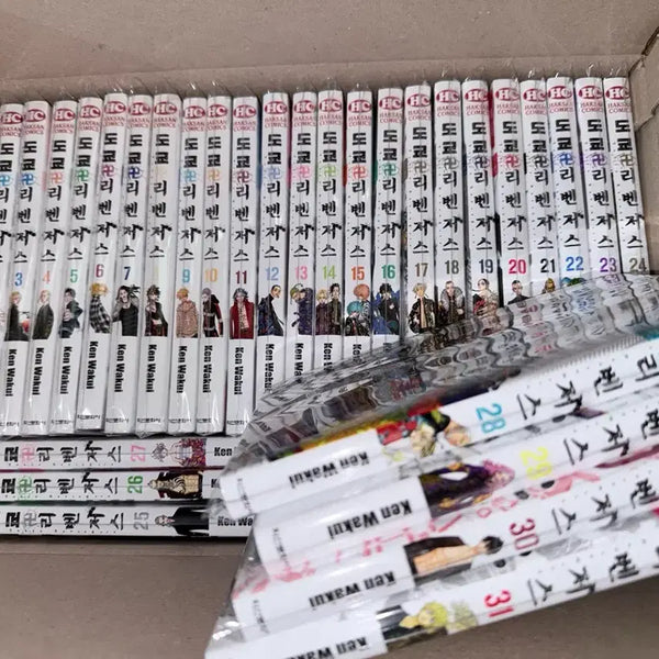 [BUNJANG] Tokyo Revengers Manga Complete Set (Vol. 1-31) + 2 Character Books Bundle / 도쿄 리벤저스 만화책 1~31 전권+캐릭터북 2권 일괄