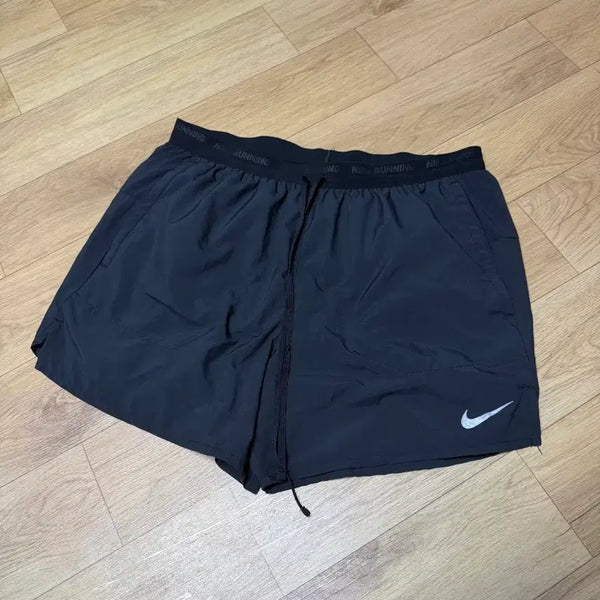 [BUNJANG] Nike Stride 5-inch Shorts XL / 나이키 반바지 스트라이드 5인치  xl