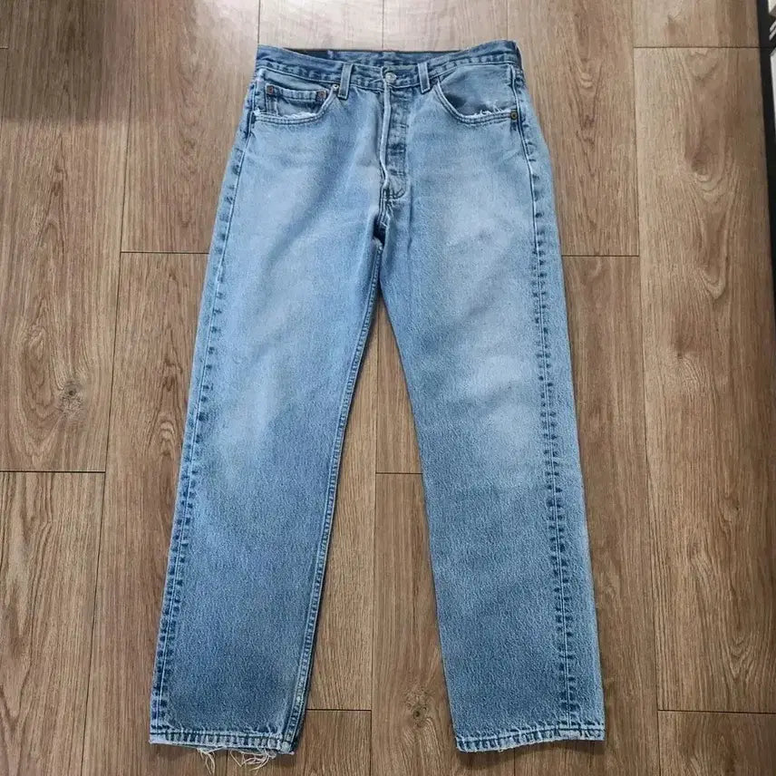 [BUNJANG] Vintage Levi's 501 USA Washed Denim Jeans / 빈티지 리바이스 501 usa 미제 연청 데님