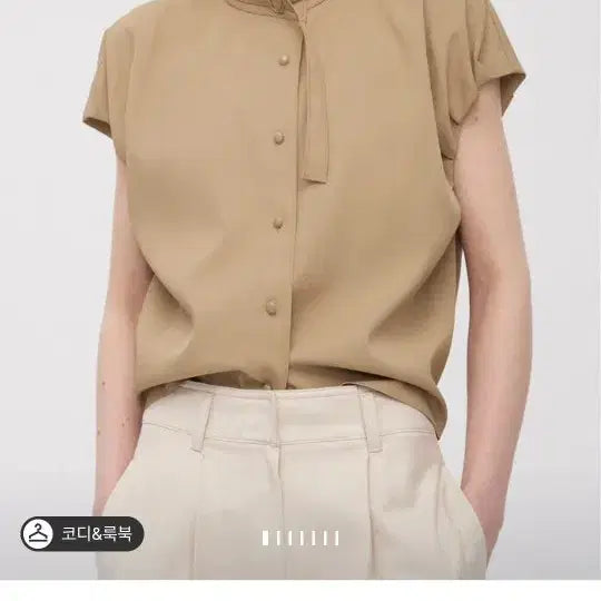 [BUNJANG] 25 Time Neck Buckle Strap Blouse / 24타임 넥 버클 스트랩 블라우스