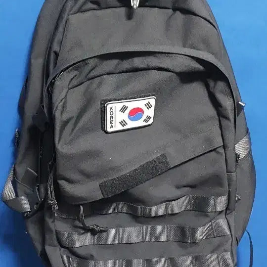 [BUNJANG] Black Backpack with Taegeukgi Patch / 검정색 백팩 태극기 패치 포함