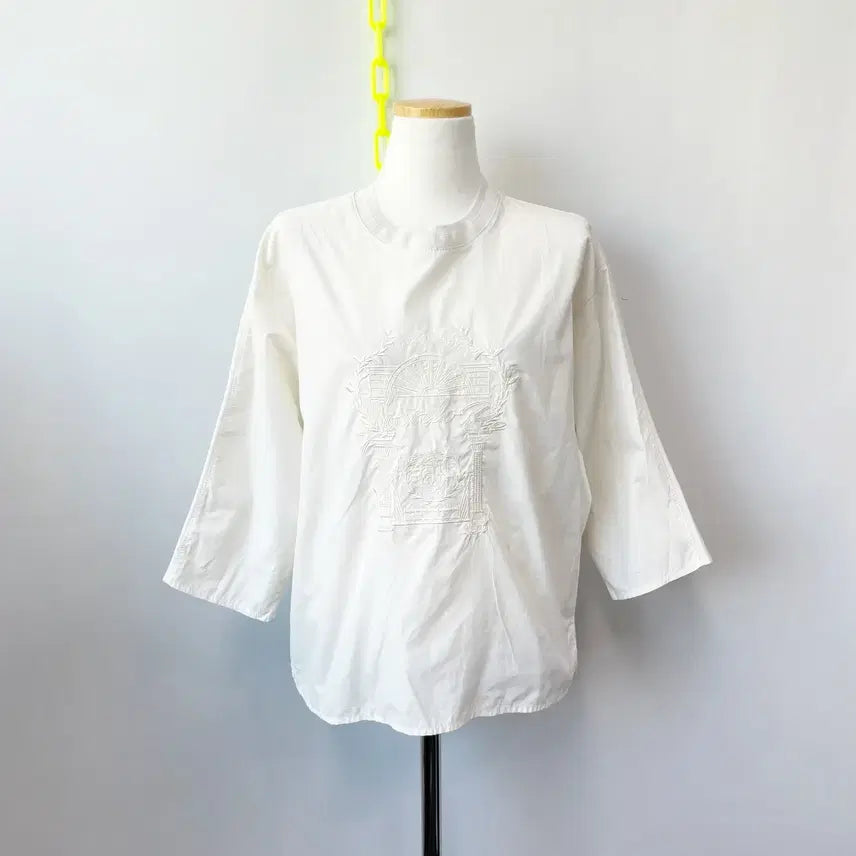 [BUNJANG] The Izzat Women's Casual T-Shirt Size S / 더아이잗 여성캐주얼티셔츠 S