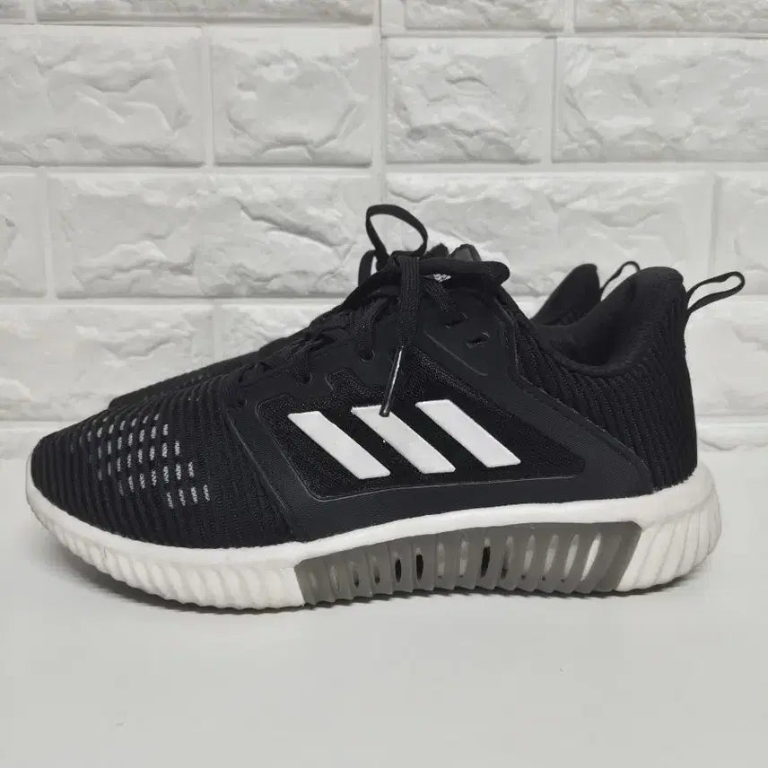 [BUNJANG] Adidas Climacool Vento Running Shoes (250mm) / 아디다스 250mm 클라이마쿨 벤토 런닝화