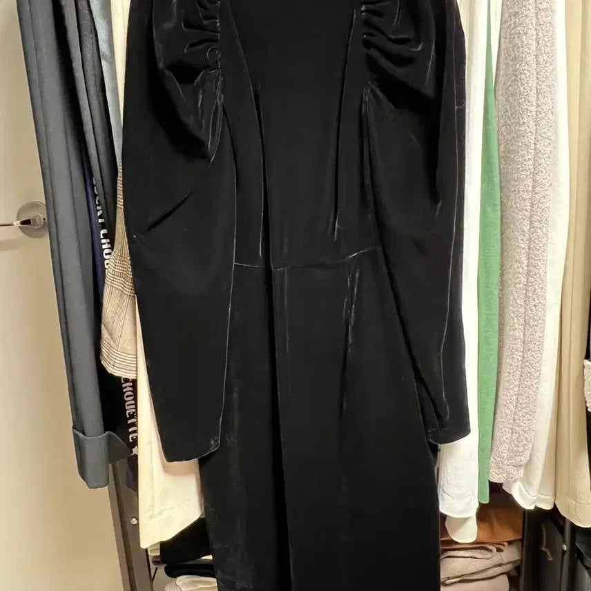 [BUNJANG] Lucky Chouette Velvet Dress / 럭키슈에뜨 원피스