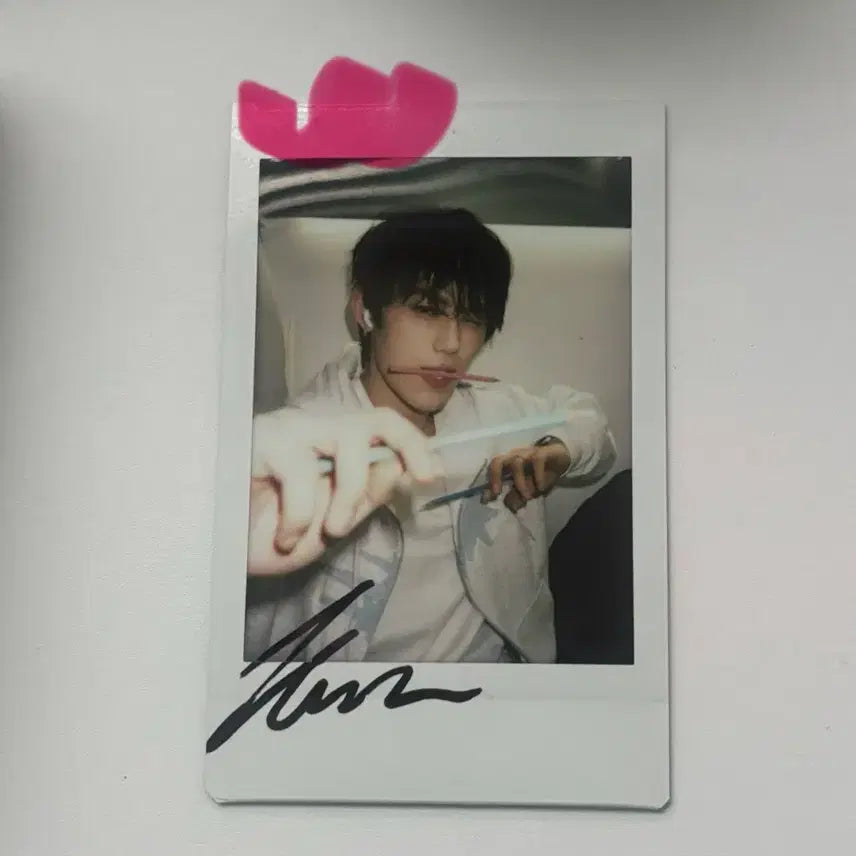 [BUNJANG] Hoo Hanwon Signed Instant Photo / 후한원 싸인 체키