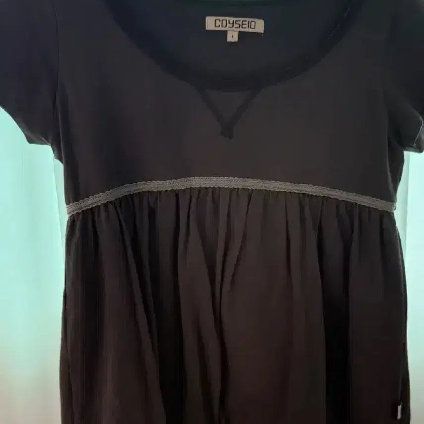 [BUNJANG] KOSEIO Lace Balloon T-Shirt Dark Gray / 코이세이오 레이스 벌룬 티셔츠 다크그레이