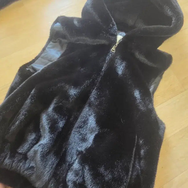 [BUNJANG] IT'S MYISH Fur Hooded Vest Black / 잇미샤후드 퍼 베스트 블랙
