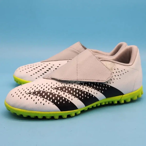 [BUNJANG] Adidas Predator Accuracy 4 Kids' Futsal Shoes / a 아디다스 프레데터 아큐러시4 아동풋살화 240