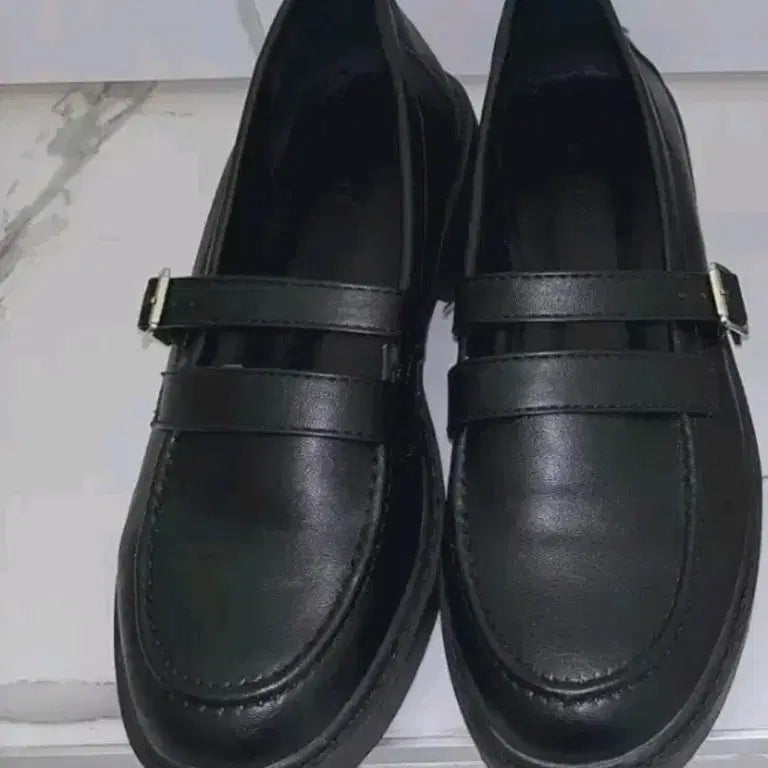 [BUNJANG] Black Low Heels (Size 250) / 검정 낮은구두(250사이즈)