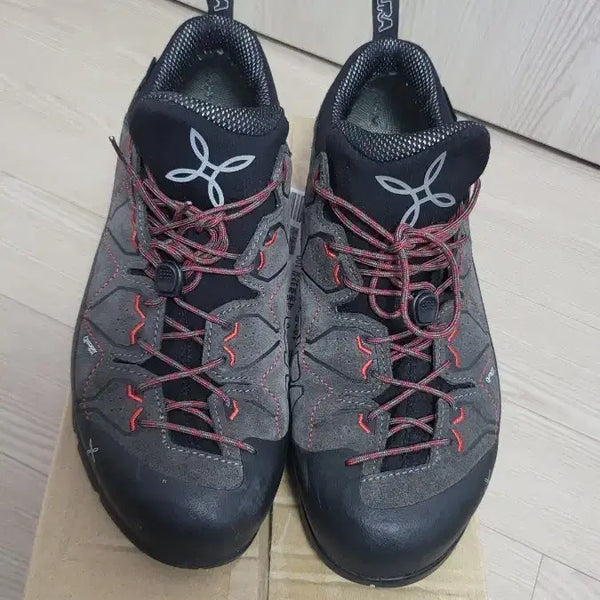 [BUNJANG] Montura Yaru GTX Hiking Boots 275mm / 몬츄라 야루 GTX 등산화 275mm