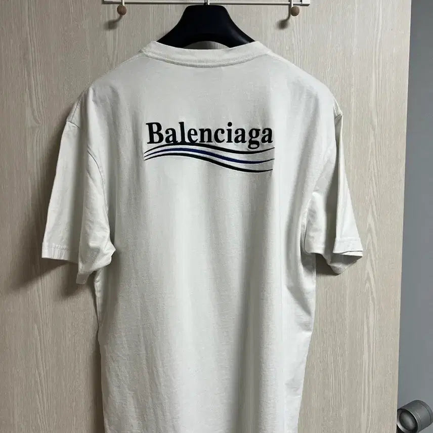 [BUNJANG] Balenciaga Wave Logo Embroidered T-Shirt / [새상품급,정품,택보유] 발렌시아가 웨이브로고 자수 반팔