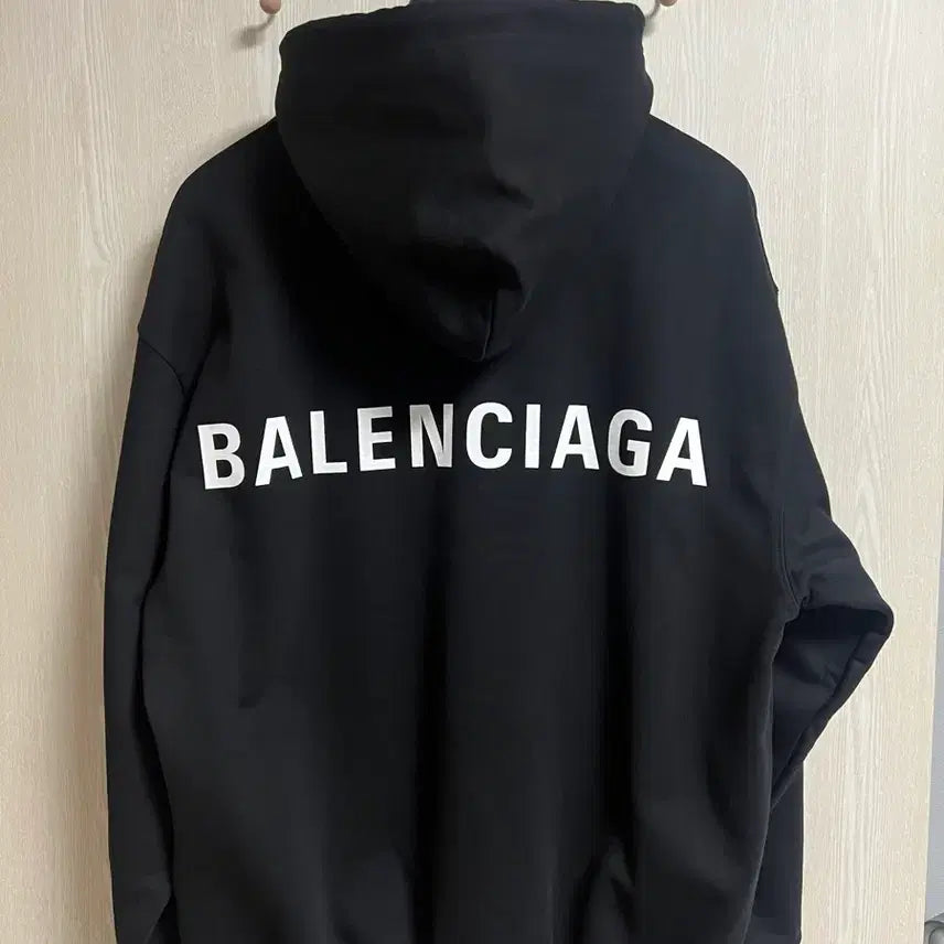 [BUNJANG] Balenciaga Back Logo Hoodie Black / [극미중고,국내매장판] 발렌시아가 백로고 후드