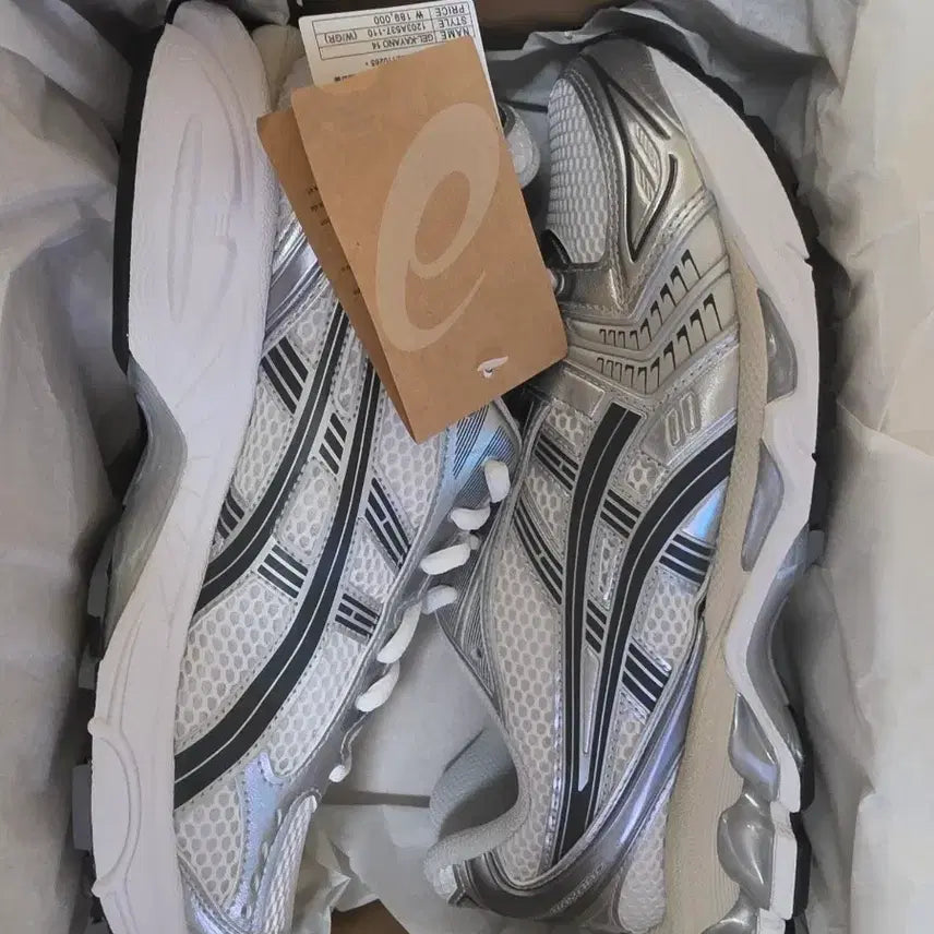 [BUNJANG] ASICS Gel-Kayano 14 White Graphite Shoes / [265] 아식스 젤카야노14 화이트 그래파이트 새상품