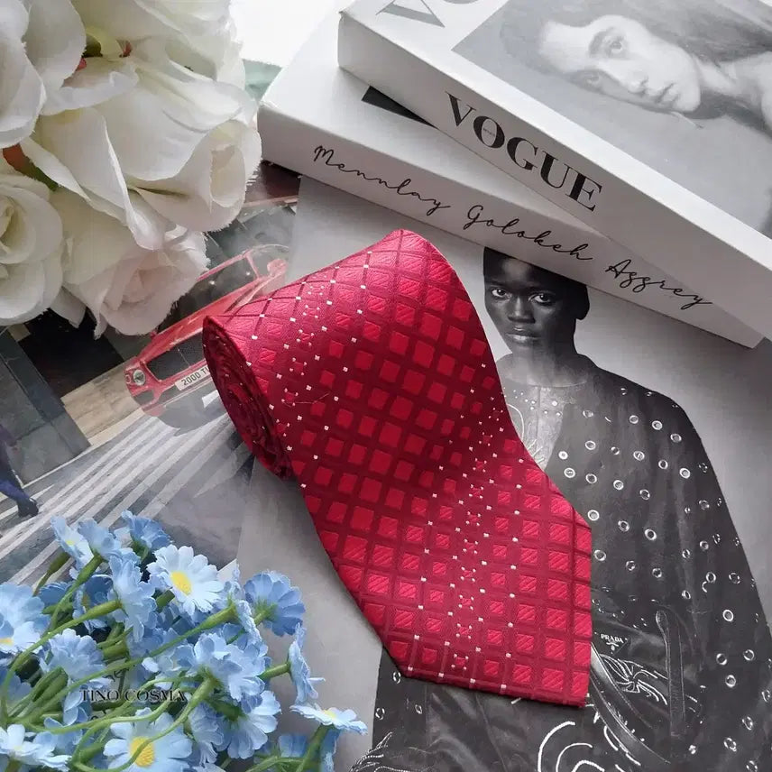 [BUNJANG] TINO COSMA Silk Geometric Jacquard Pattern Necktie (9cm) / TINO COSMA 티노 코스마 실크 레드 기하 자카드 패턴 넥타이 9cm A+등급 K3172