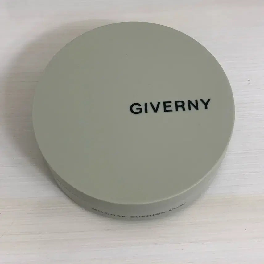 [BUNJANG] Giverny Cushion Foundation 21NW Light Beige (Refill Included) / 새상품 지베르니 쿠션 21NW 라이트 베이지 본품