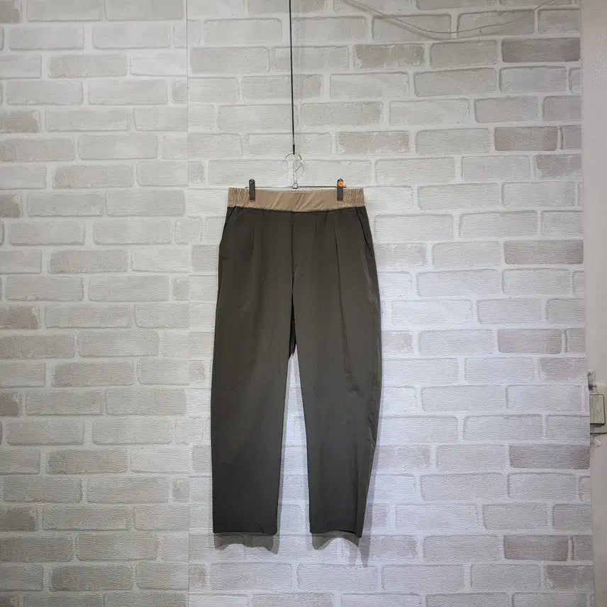 [BUNJANG] Deep Khaki Pants (Size 28) / ㅈ195 딥카키 팬츠 28