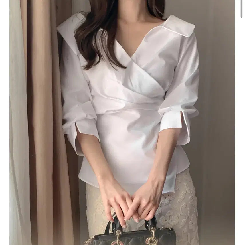 [BUNJANG] Dallihotel Blouse White Size M / 달리호텔 블라우스 새제품