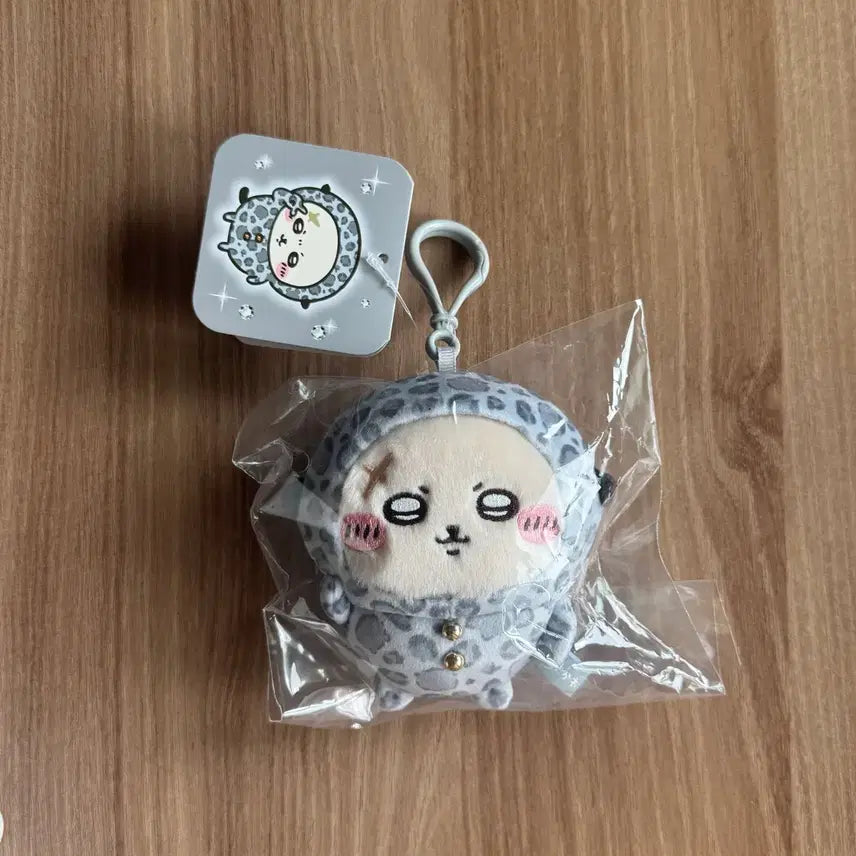 [BUNJANG] Chiikawa Don Quijote Leopard Print Racco Plush Keychain / 치이카와 돈키호테 호피 랏코 인형 키링 양도