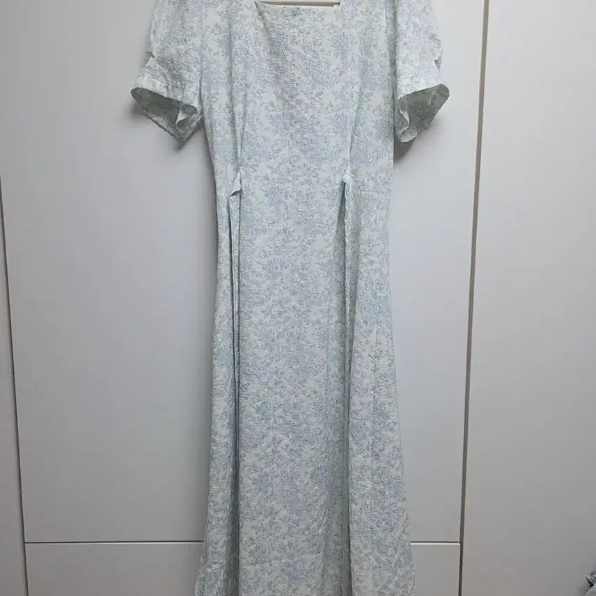 [BUNJANG] StyleSoop Square Neck Belted Dress Free Size / (새상품)스타일숲 스퀘어 네크라인 벨티드 원피스 free사이즈