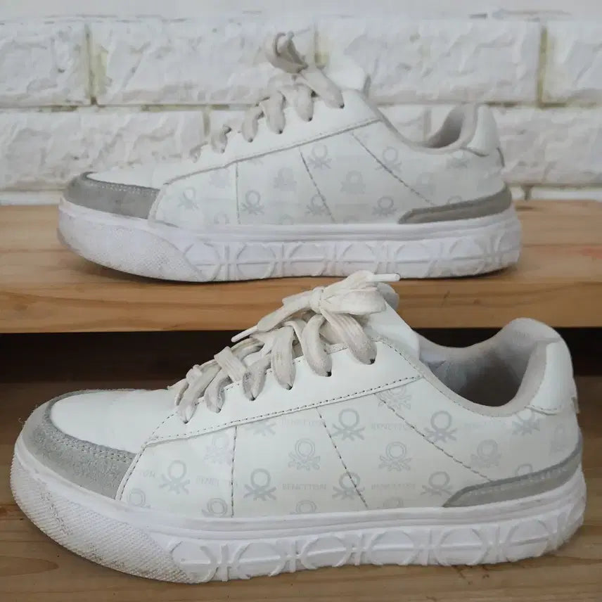 [BUNJANG] Benetton White Sneakers Men's 240mm / (115) 베네통 스니커즈 화이트 남성기준240