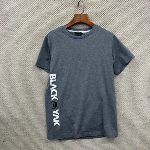 [BUNJANG] Black Yak Functional Short Sleeve T-Shirt / 블랙야크 등산 기능성 반팔티 175 D03355