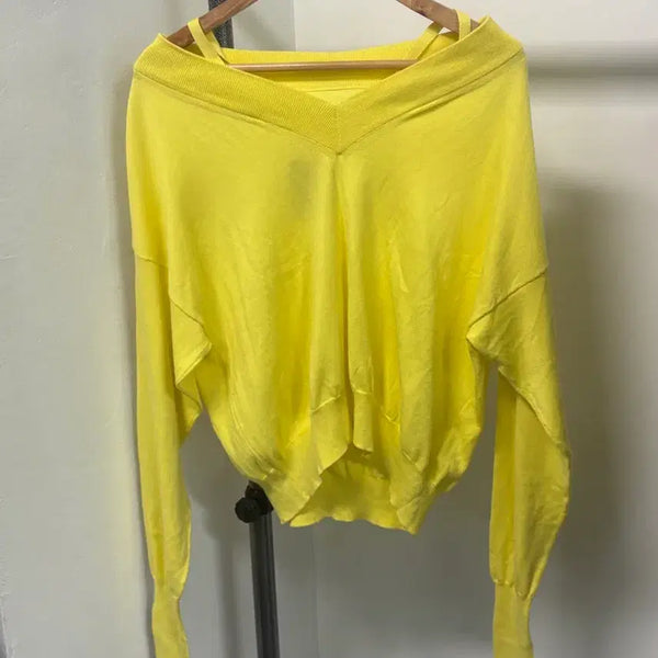 [BUNJANG] Yellow Off-Shoulder Knit Top / 옐로우 오프숄더 니트
