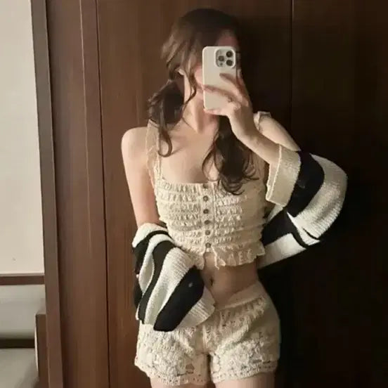 [BUNJANG] Gini Chu Crop Knit Bikini and Shorts Set / 지니추 크롭 니트 비키니 반바지세트