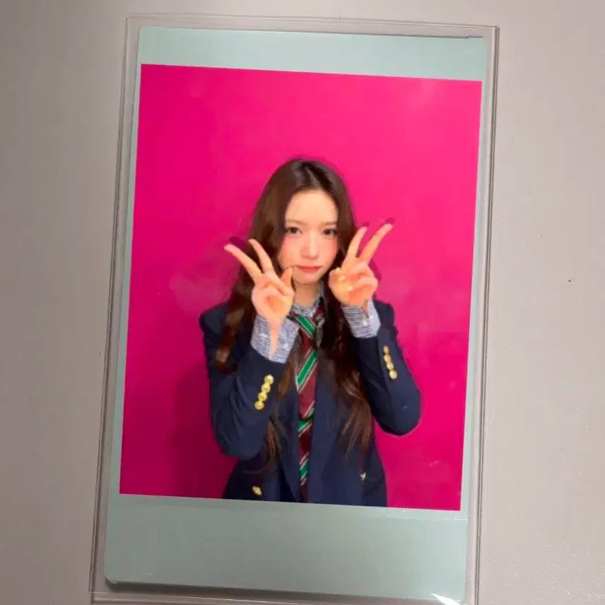 [BUNJANG] Baby Don't Cry Kumi Signed Polaroids / 베이비돈크라이 쿠미 싸인폴라