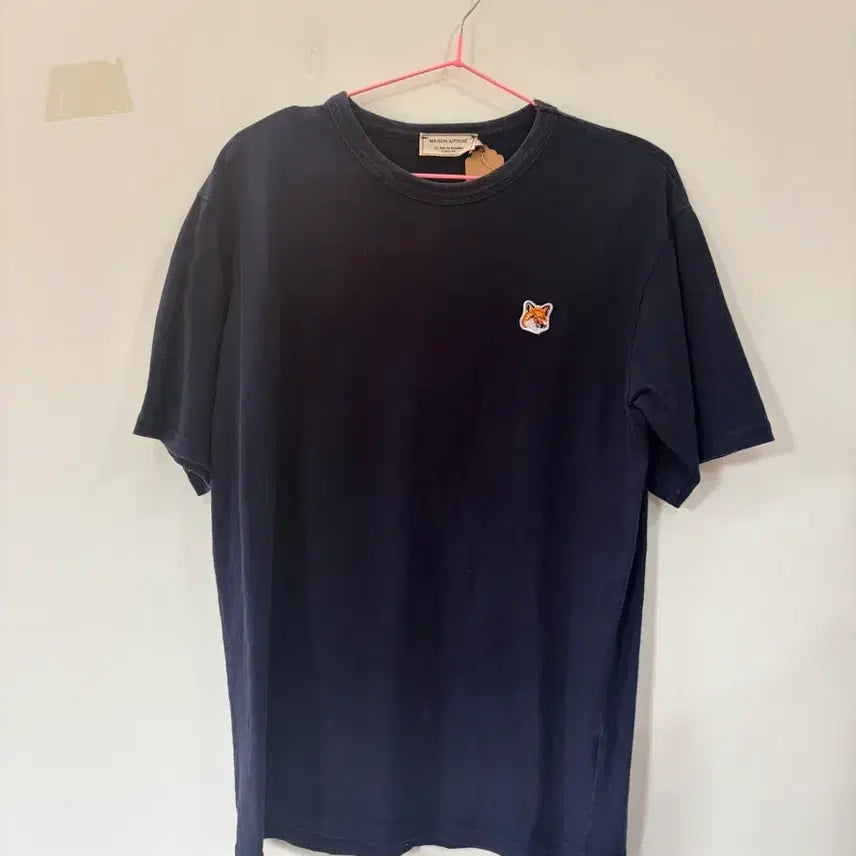 [BUNJANG] Maison Kitsuné Navy Fox Embroidery T-shirt / 메종키츠네 반팔티 네이비 폭스자수