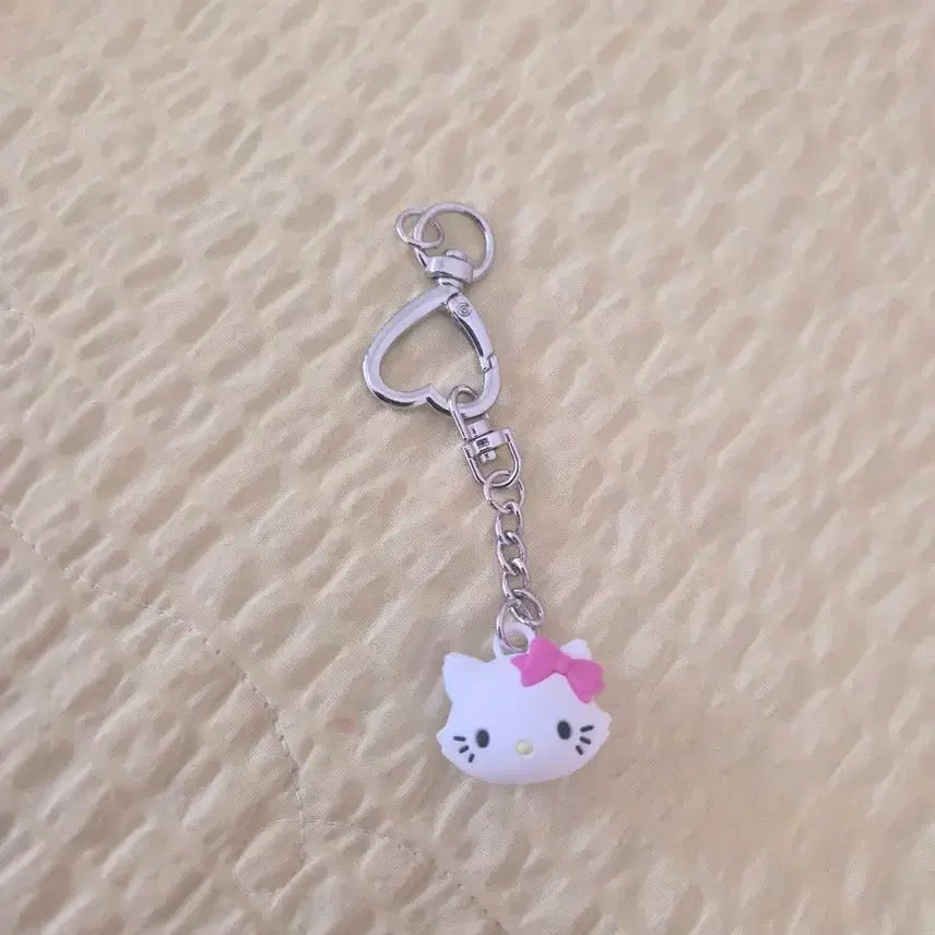 [BUNJANG] Hello Kitty Face Keychain / 키티 키링