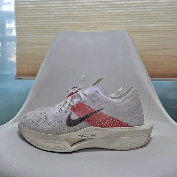 [BUNJANG] Nike ZoomX Vaporfly NEXT% 3 Eliud Kipchoge Edition Running Shoes / 나이키 줌X 베이퍼플라이 넥스트% 3 /275