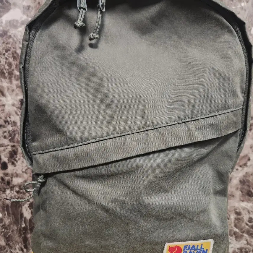 [BUNJANG] Fjällräven Backpack Olive / 피엘라벤 백팩 올리브