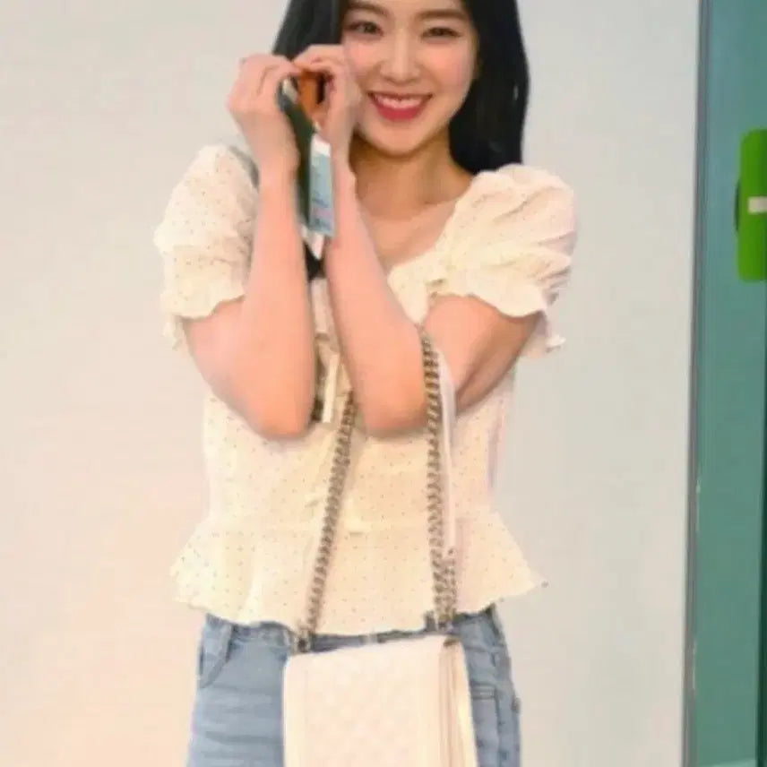 [BUNJANG] Letter From Moon Irene Ribbon Blouse / 아이린 블라우스 레터프롬문