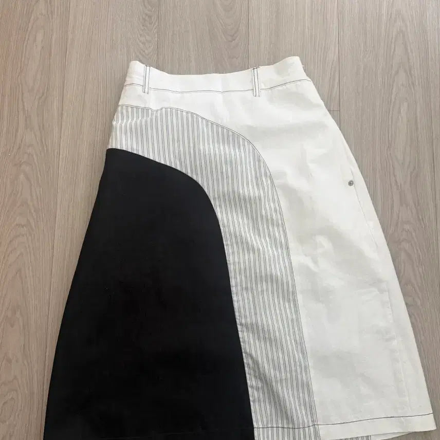 [BUNJANG] Festo Color-Block Midi Skirt / 페스토 미디스커트