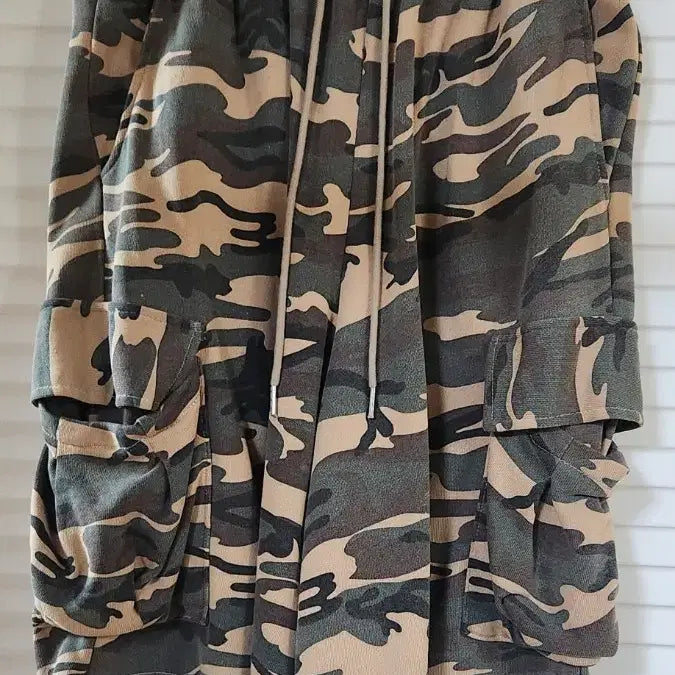[BUNJANG] Camouflage Pattern Cargo Shorts / (새상품) 카모플라쥬 패턴 카고 반바지