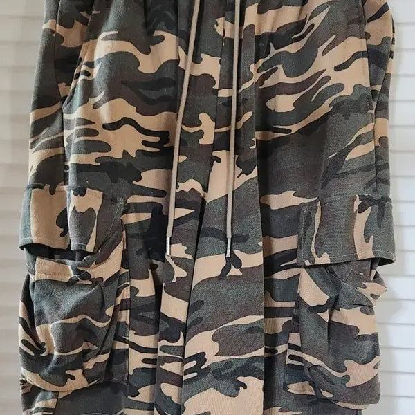 [BUNJANG] Camouflage Pattern Cargo Shorts / (새상품) 카모플라쥬 패턴 카고 반바지