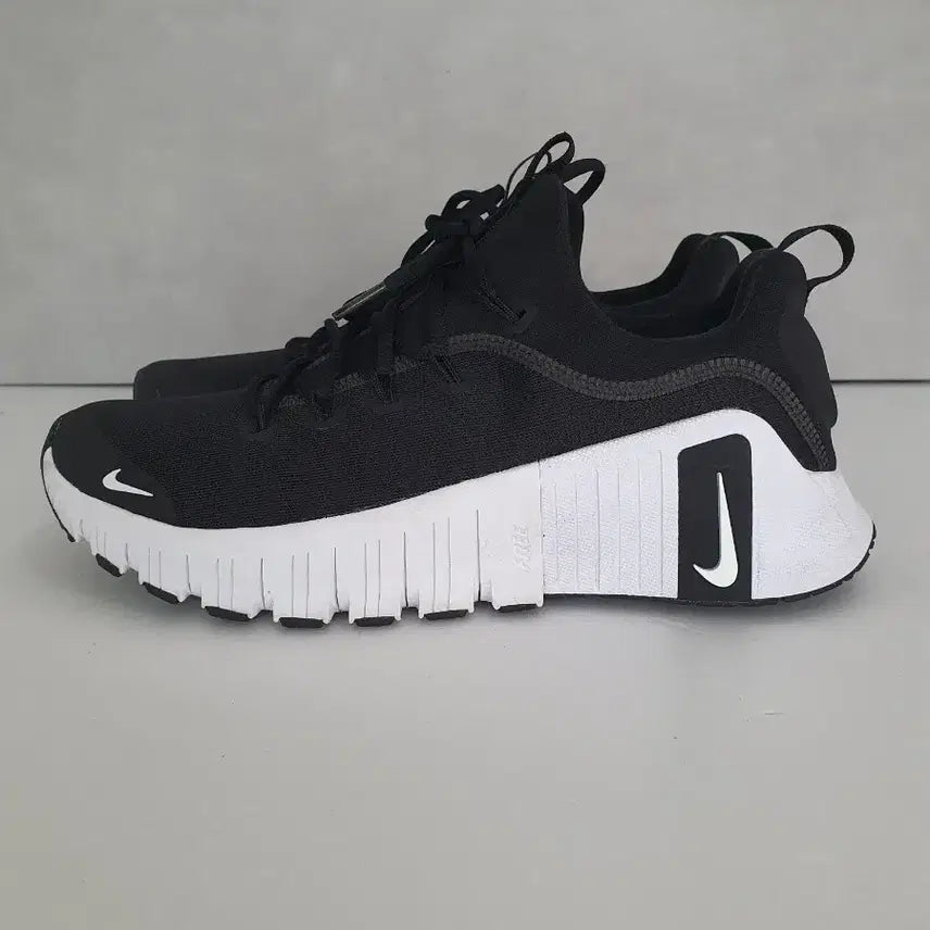 [BUNJANG] Nike Free Metcon 6 Black White Training Shoes / 나이키 프리 메트콘 6 블랙 화이트 (275)