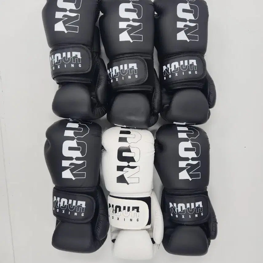 [BUNJANG] Nova Boxing Gloves 12oz Black/White / 노바 복싱 글러브 블랙/화이트 12온스
