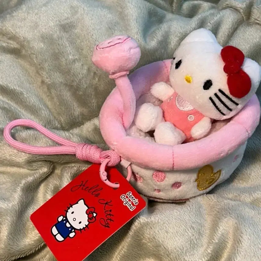 [BUNJANG] Sanrio Hello Kitty Bathtub Costume Plush Keychain / 택0,새상품) 산리오 헬로키티 욕조 코스튬 인형 키링