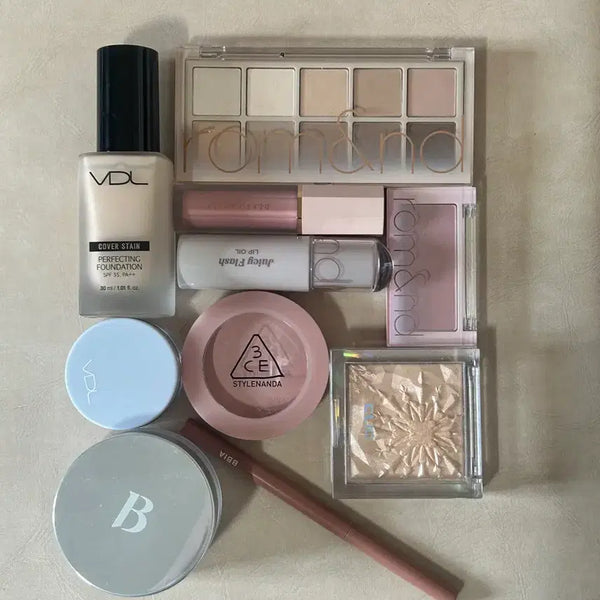 [BUNJANG] VDL Rom&nd Dear Dahlia 3CE Banila Co Clio BBIA Foundation Powder, Eyeliner, Highlighter, Blush, Lip Oil, Palette / 배송비 포함 VDL, 롬앤, 디어달리아, 3CE, 바닐라코, 클리오, 삐아